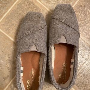 Women’s Toms